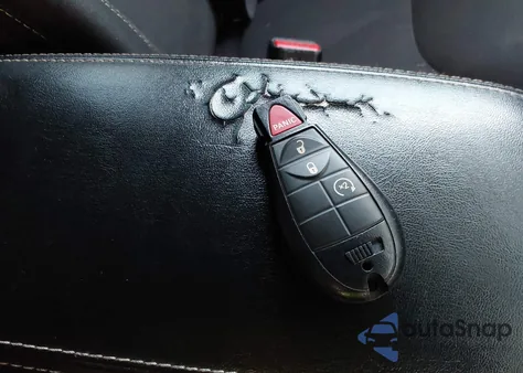 2015 Jeep Cherokee Latitude из США, поврежденный, VIN 1C4PJLCSXFW677363